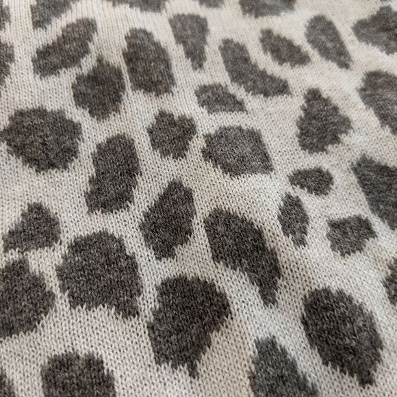 NWT Janie & Jack Leopard Sweater | Size 3 - Picture 4 of 6